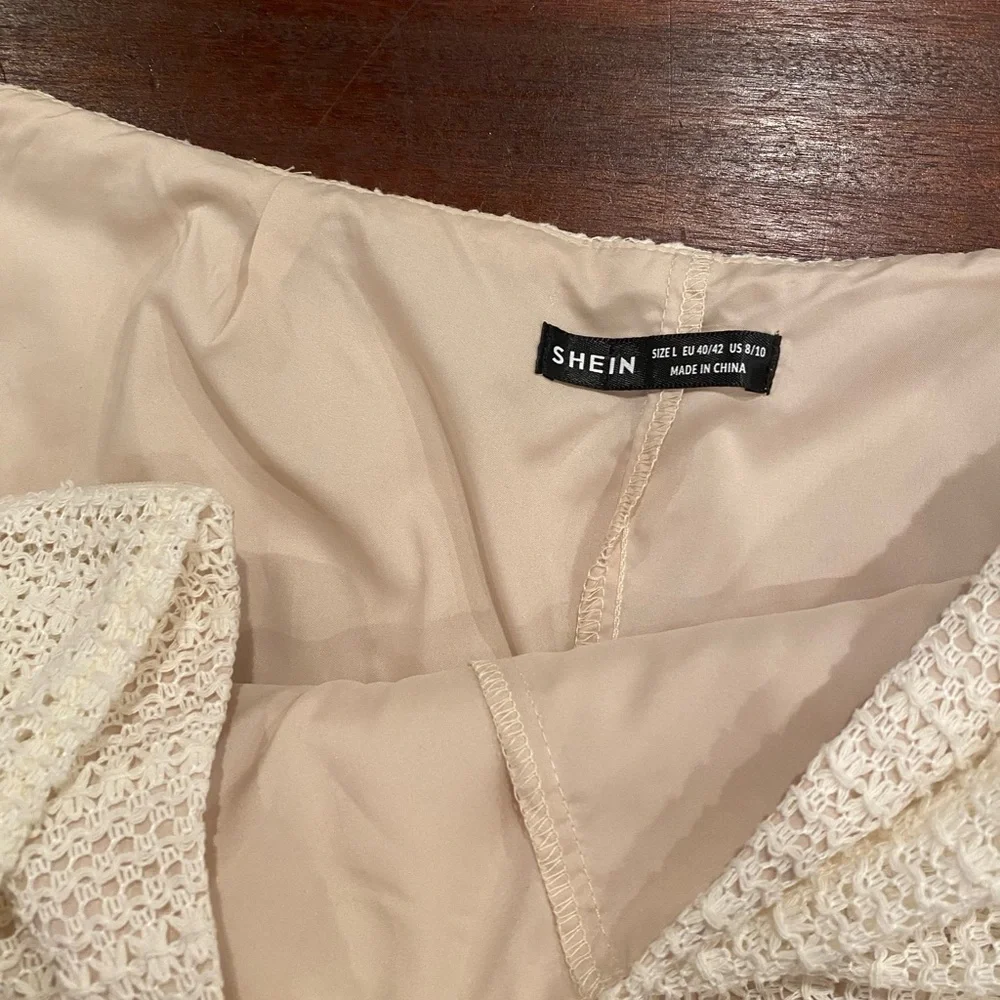 Ruffle Eyelet Bow Mini Skirt - Picture 3 of 3